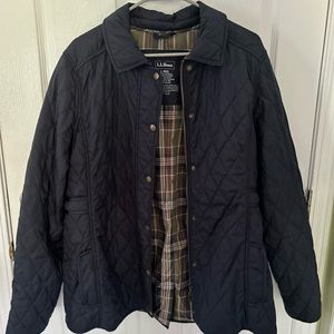 LL Bean quilted jacket Navy Large